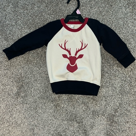 Little peanut size 12-18mo deer baseball sleeve sweatshirt great used condition - Picture 1 of 3